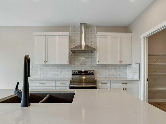 3rd image of 103 N Riverford Close W
