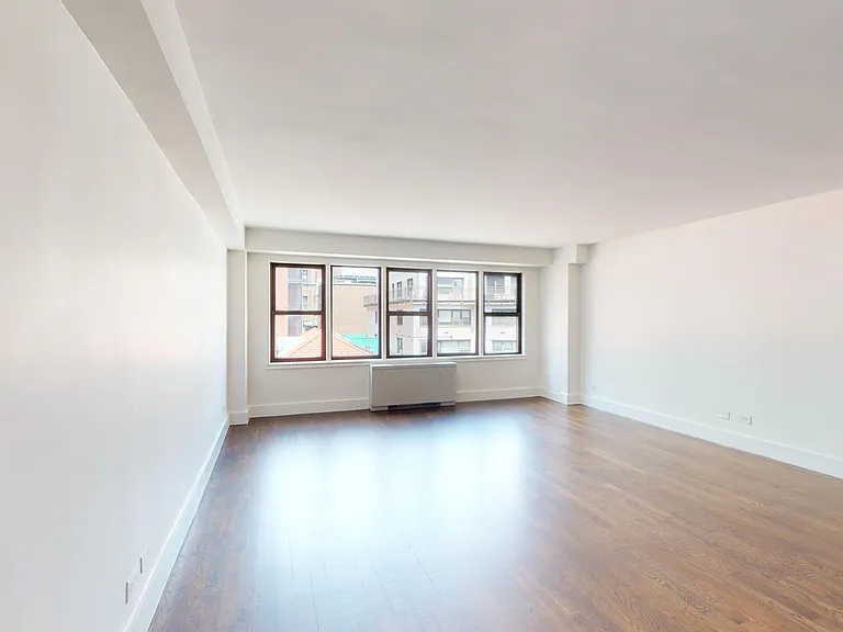 220 E 63rd St #12-D — Photo 3