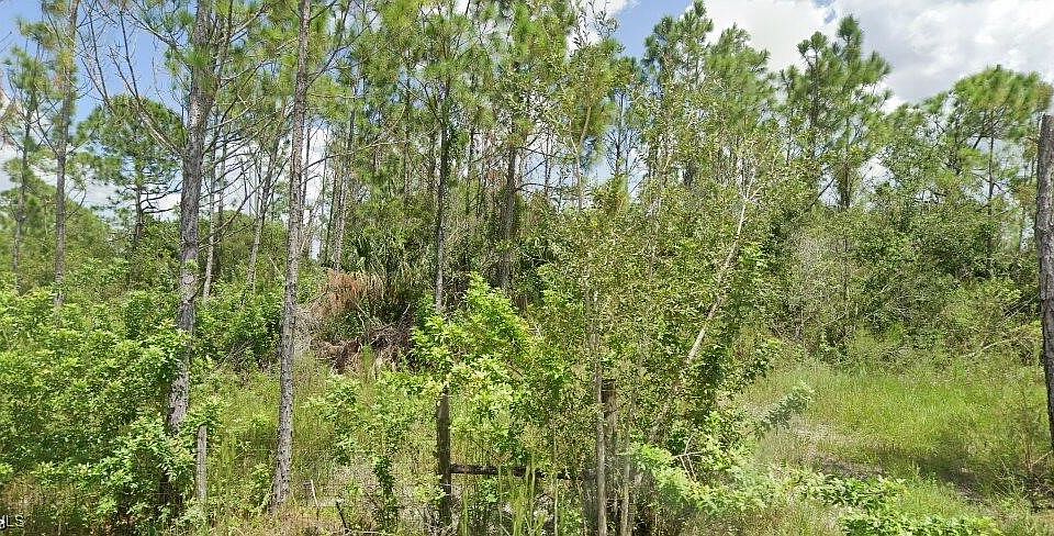 2nd image of 6468 Sweden Blvd