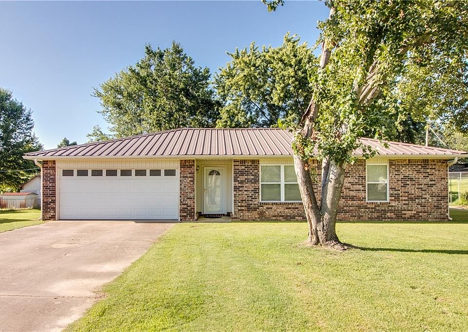 1st image of 36 Alpine Dr