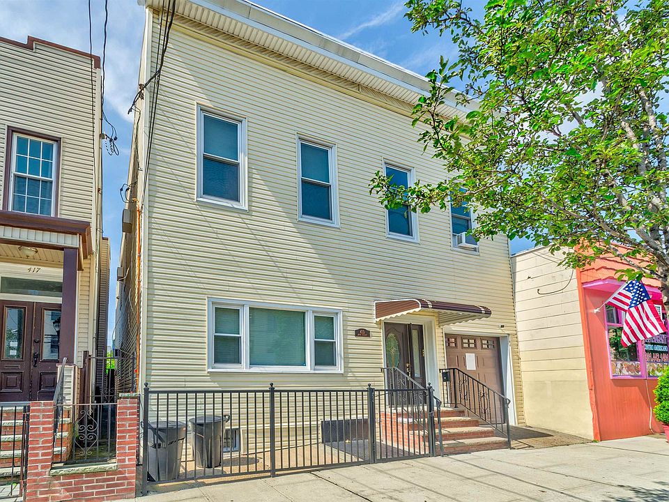 1st image of 419 22nd St APT 3
