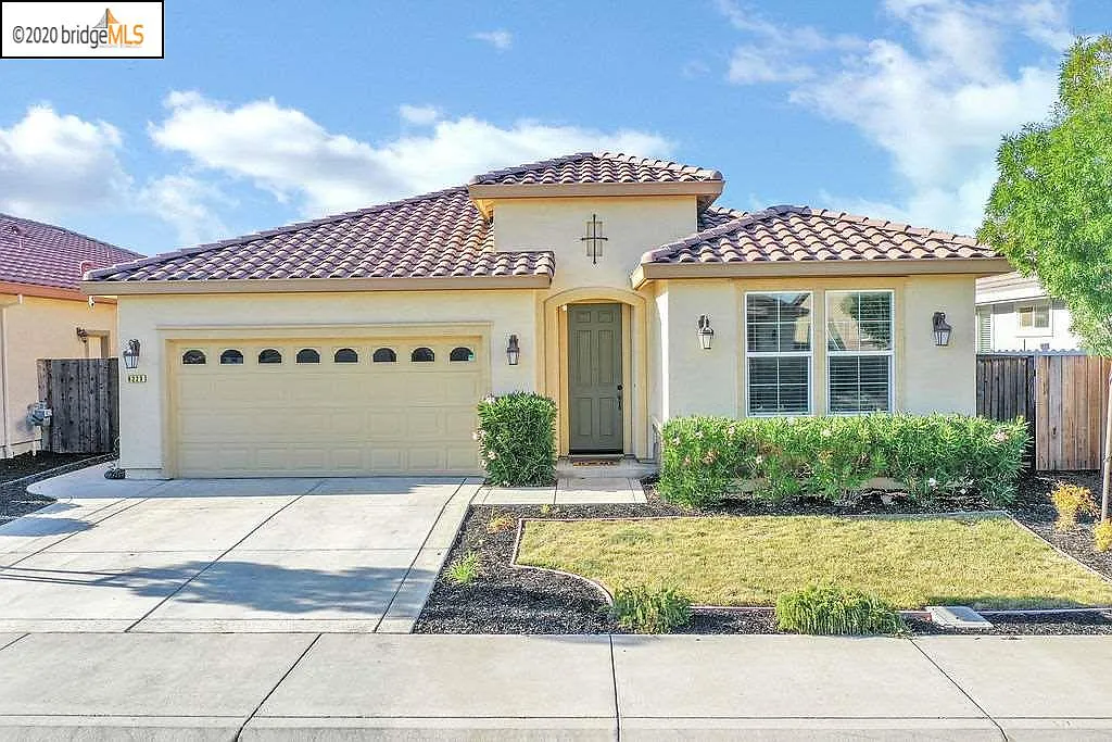 8223 Brookhaven Cir photo 1