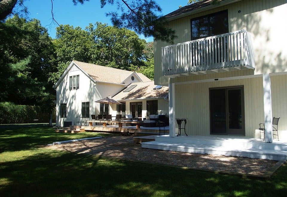 1st image of 185 Oakview Hwy
