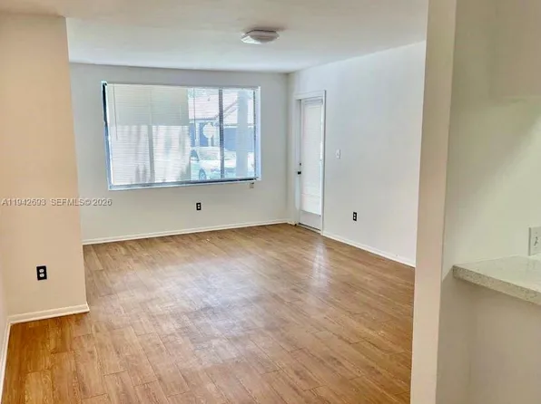 4421 W McNab Rd APT 20, Pompano Beach, FL 33069