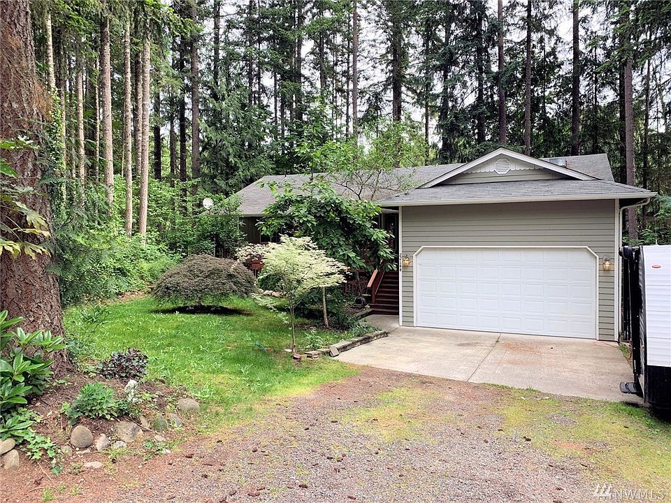 1st image of 22144 Bluewater Dr SE