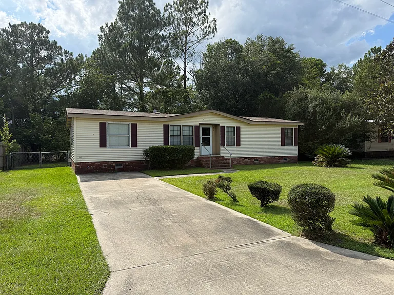 970 Whippoorwill Way — Photo 1