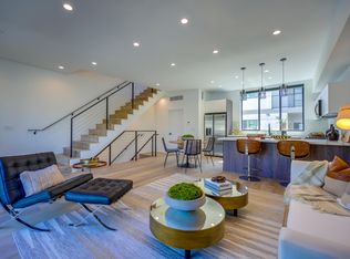 953 Wilcox Ave #A, Los Angeles, CA 90038