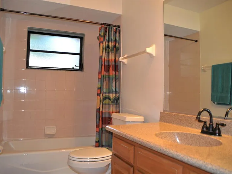 88 Temple Rd — Photo 27