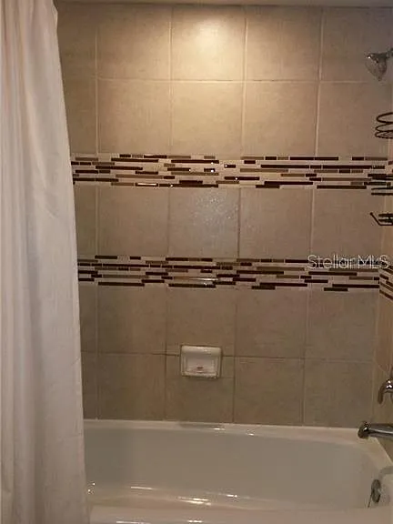 464 N Paula Dr N #323 — Photo 8