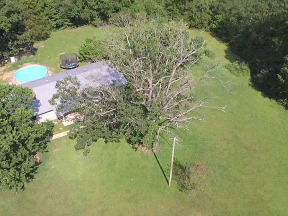 2nd image of 108 Bender Ln