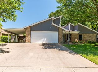 1532 Tiffany Forest Ln, Grapevine, TX 76051