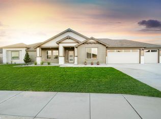 4912 Tradition Dr, Pasco, WA 99301