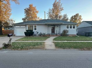 108 E 12th St, Hastings, NE 68901