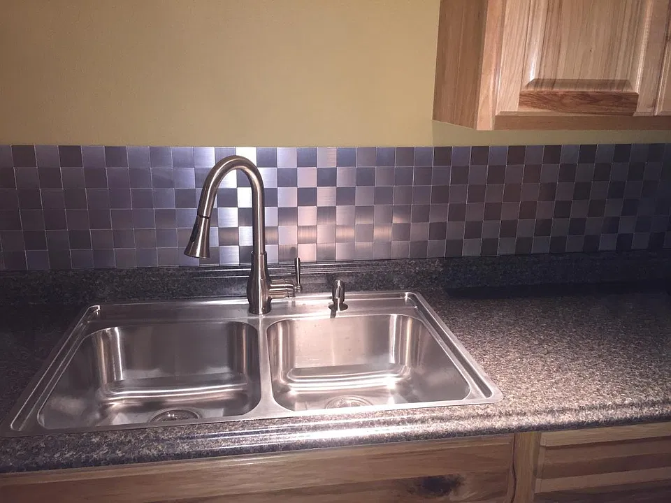 Kitchen (New pan rack not pictured)