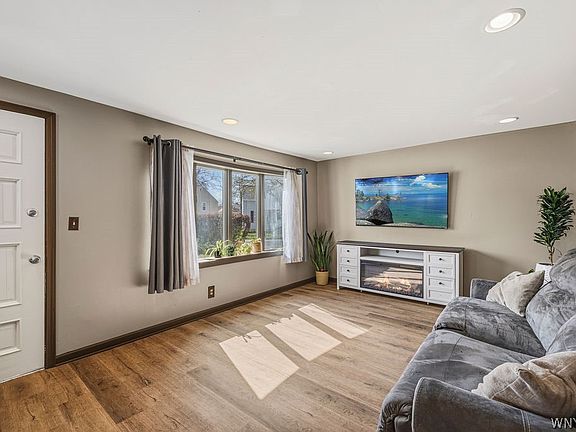 5th image of 21 Pritchard St