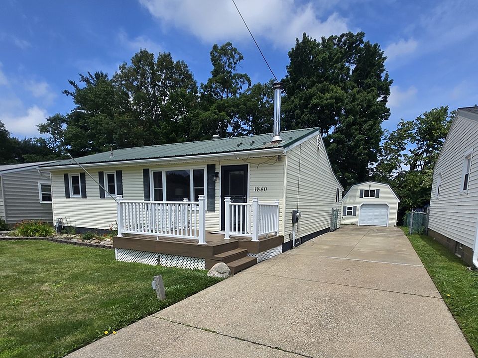 1st image of 1840 W 51st St