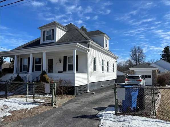12 Tacoma St, Cranston, RI 02920