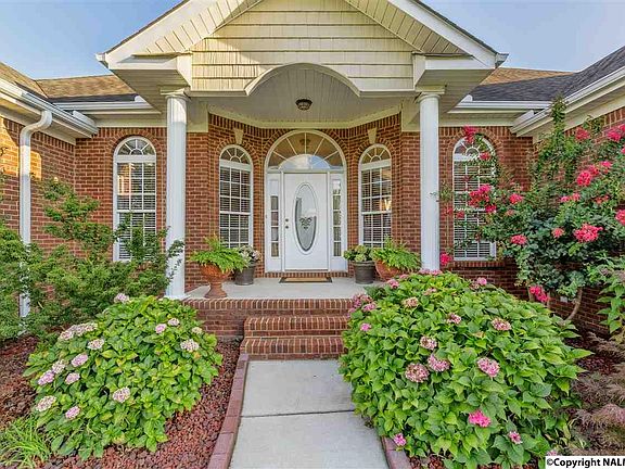 3rd image of 4934 Cove Valley Dr SE