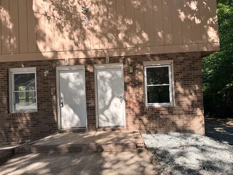 200 Memorial Park Dr — Photo 2