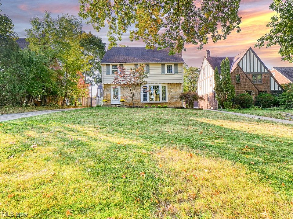 1st image of 18720 Lomond Blvd