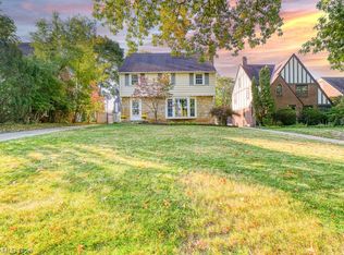 18720 Lomond Blvd, Shaker Heights, OH 44122