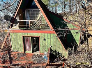 35 Limeberger Creek Rd, Poca, WV 25159
