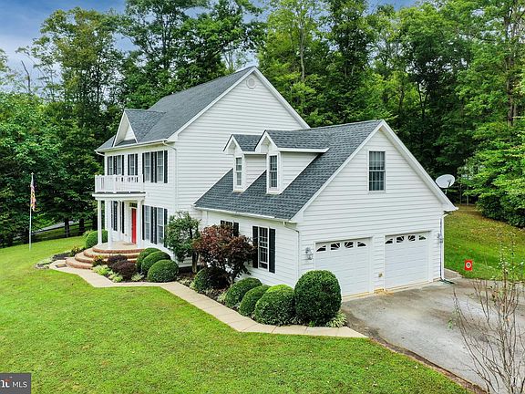 5th image of 42142 Cider Ln