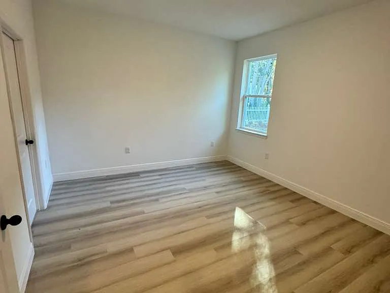 9899 N Lathyrus Ter — Photo 15