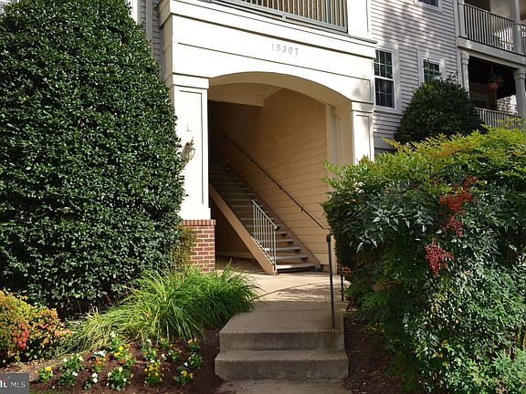 4th image of 15307 Diamond Cove Ter #6-C