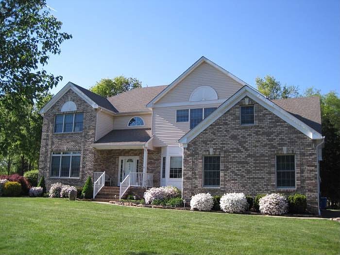 Front brick