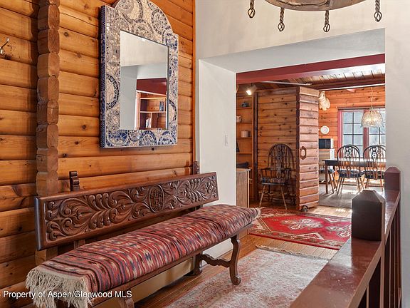 4th image of 246 Roaring Fork Dr