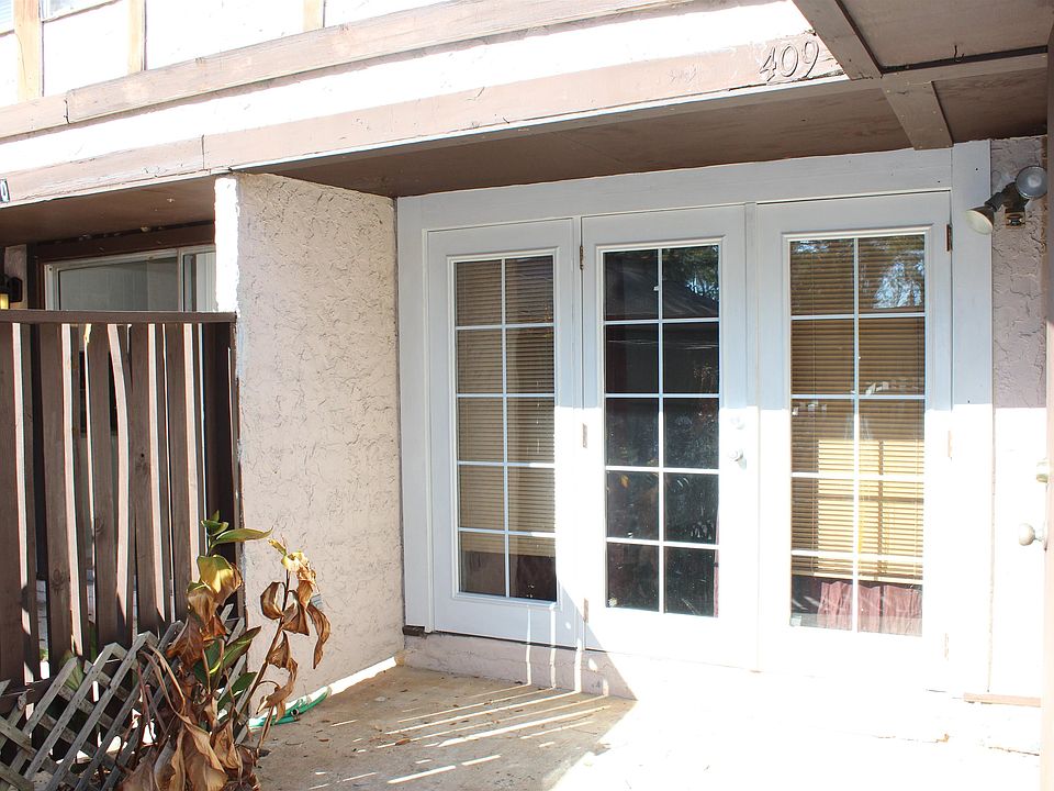 1st image of 409 Westwood Dr
