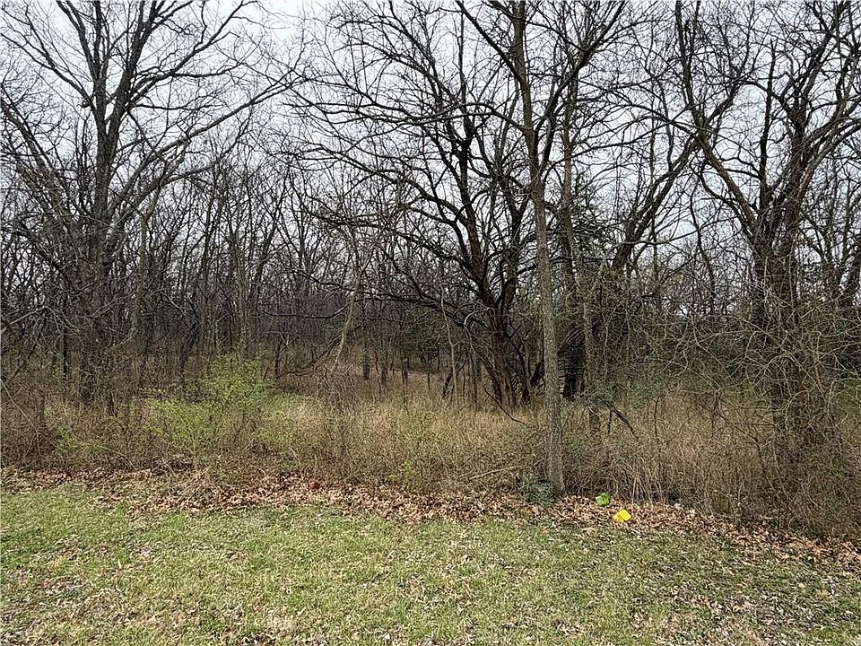 1st image of 0 Brown Ave