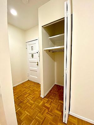 3rd image of 527 E 78th St #3GV