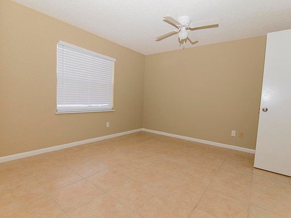 3rd image of 249 Redbud Ln