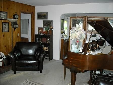 LR view to East Dining