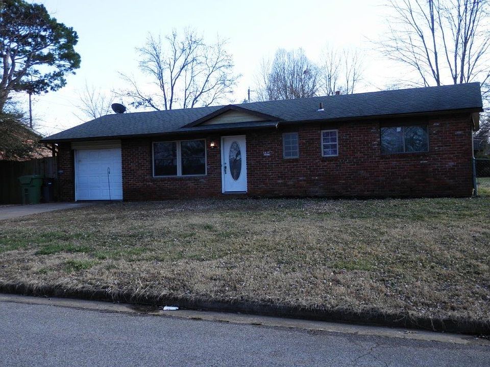 1st image of 1304 W Margaret Pl