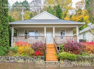 5835 S Corbett Ave, Portland, OR 97239