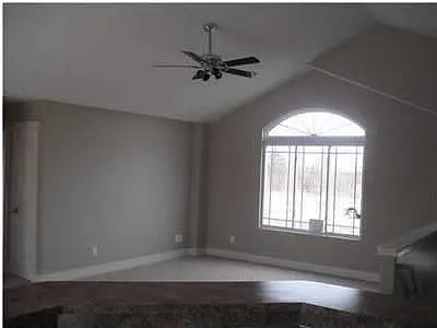 74689 Ridgeway photo 1
