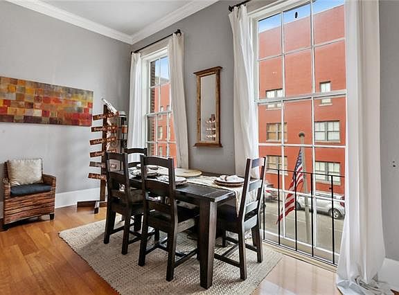 3rd image of 448 Julia St APT 202