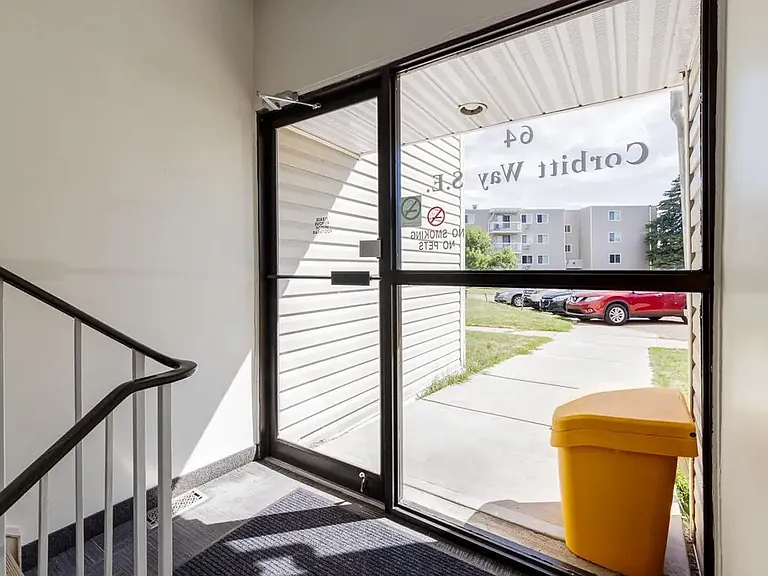 64 Corbitt Way SE — Photo 23