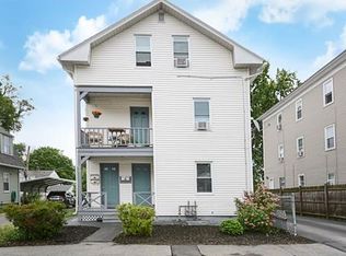 12 Puritan Ave, Worcester, MA 01604