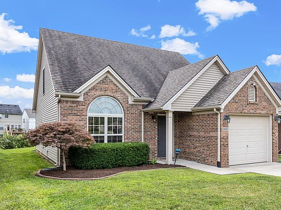 2nd image of 2652 Rockaway Pl