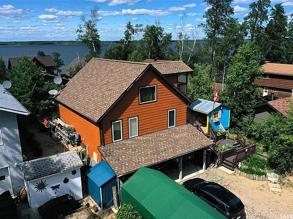 5th image of 621 Pine DRIVE