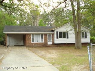 1034 Riverside Cir, Spring Lake, NC 28390