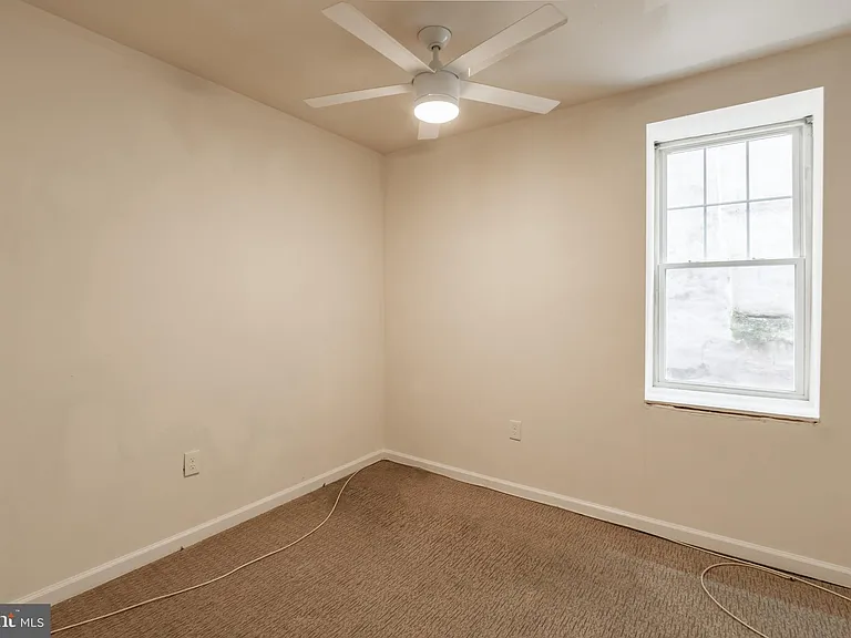 1501 W Allegheny Ave #204 — Photo 7