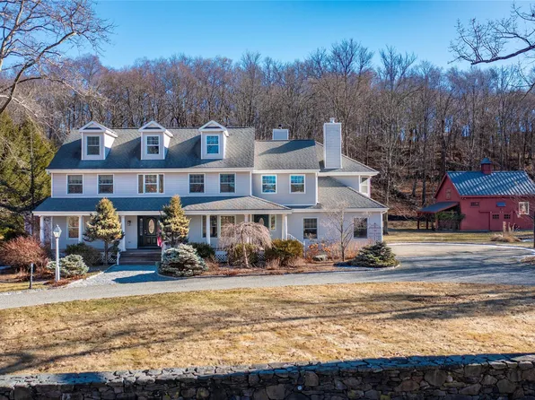 11 Birch Hill Road, Pawling, NY 12564