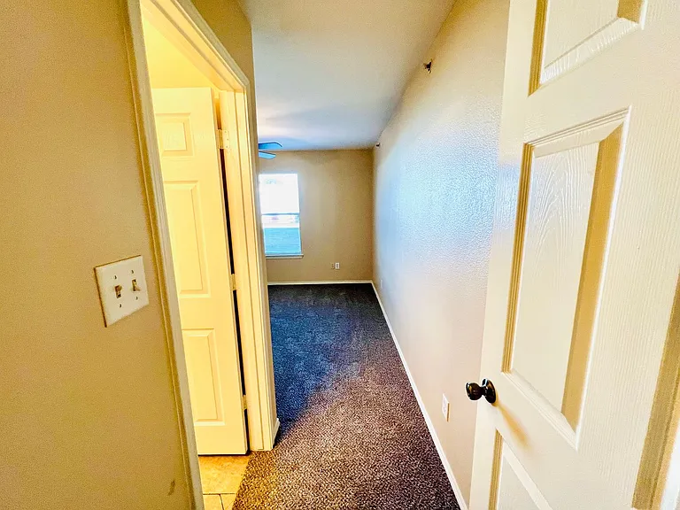 10818 Mathom Lndg — Photo 9