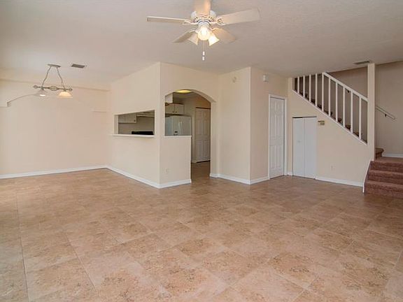 3rd image of 34 Emerald Bay Dr