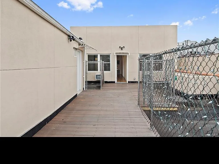 610 E 187th St #3 — Photo 7